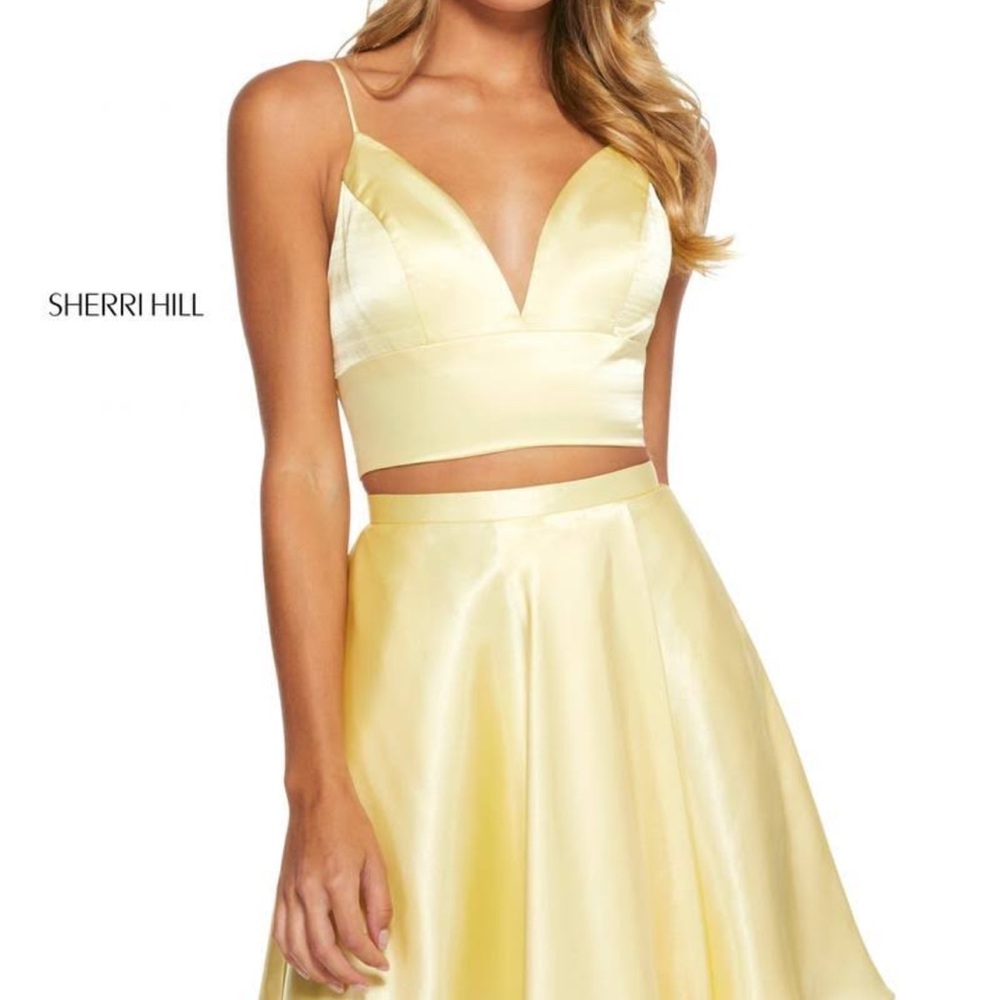 Sherri Hill 2 piece yellow dress. Size 00.